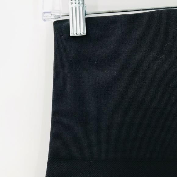 Spanx Look At Me Now High Rise Seamless Cropped Leggings Black Size Large - Picture 2 of 6